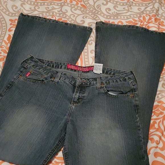 Jeans - Picture 4 of 5